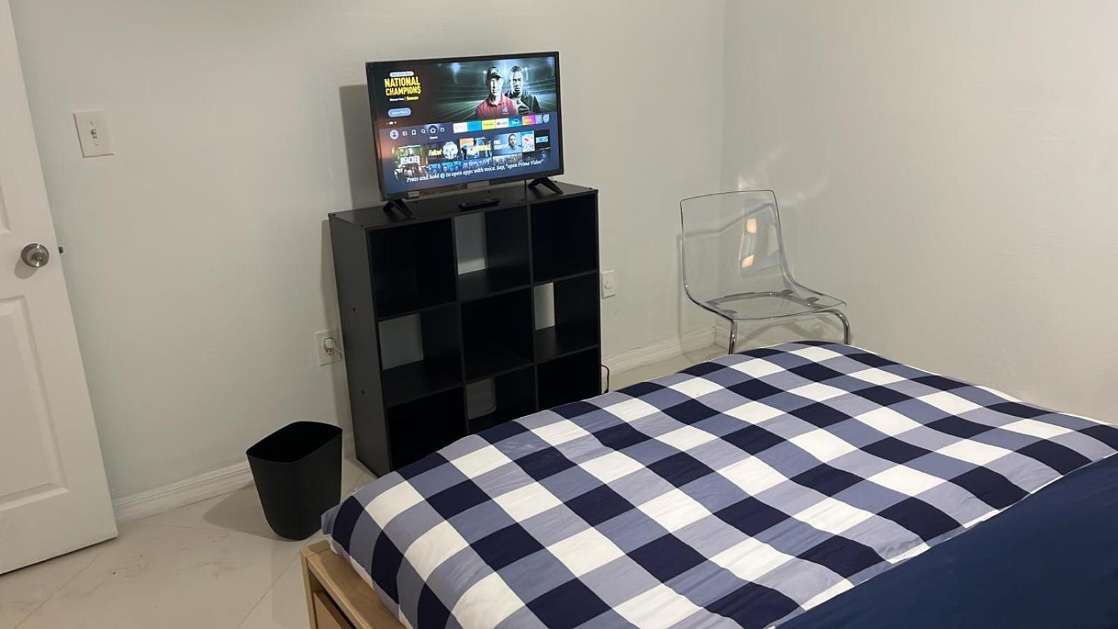 Beautiful, Fully Furnished 4Bed 2Bath House - 5 Minute Walk To Miracle Mile Downtown Coral Gables Villa Miami Luaran gambar